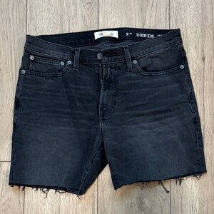 Madewell Men’s Faded Black Denim Cutoff Shorts 32 Raw Hem Stretch Pockets